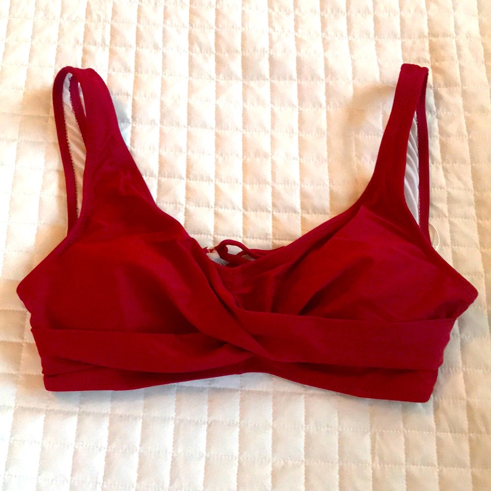 Beachsissi cross design red bikin top lace up